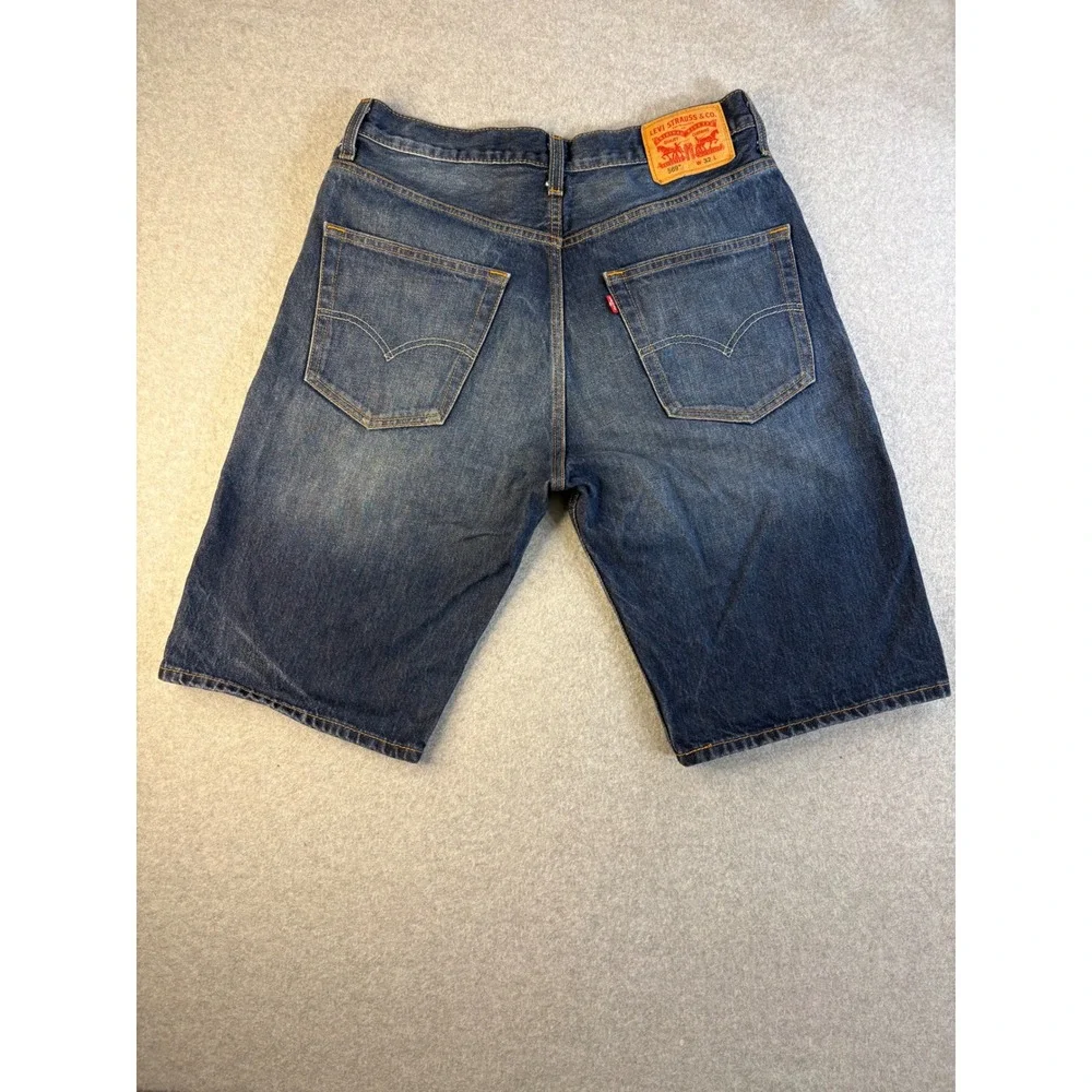 Levis Mens Denim Shorts Medium Wash Blue Cotton Relaxed Fit Size 32 35569-0174